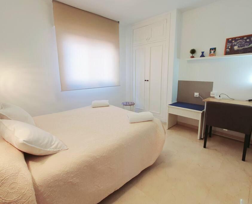 Acogedor Y Centrico Con Parking Apartment Granada Exterior foto