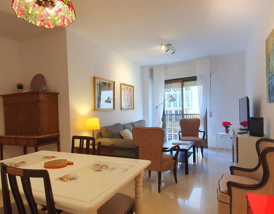 Acogedor Y Centrico Con Parking Apartment Granada Exterior foto