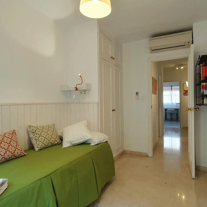 Acogedor Y Centrico Con Parking Apartment Granada Exterior foto